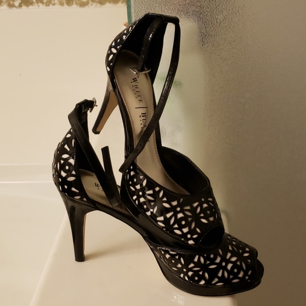 White House Black Market Marc Heel